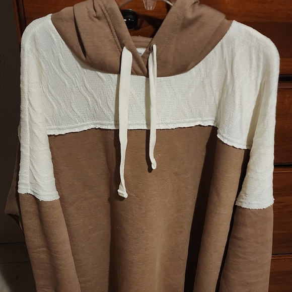 Maurice's Colorblock Mixed Media Hoodie Sweatshirt. Size 4x - Picture 3 of 5